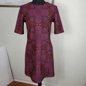 Taylor Nordstrom Pink & Black Geo Print Scuba Shift Dress Size 6 🎀